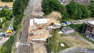 An der Eisenbahnüberführung (EÜ) Spellener Straße sind die Arbeiten für den Neubau weiter fortgeschritten.