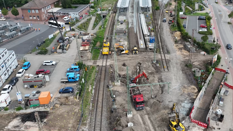 Am Bahnhof Wesel haben umfangreiche Gleisbau-, Erdbau- sowie Stopfarbeiten stattgefunden. Foto: DB AG Am Bahnhof Wesel haben umfangreiche Gleisbau-, Erdbau- sowie Stopfarbeiten stattgefunden. Foto: DB AG