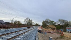 Auf der EÜ Spellener Straße liegt bereits das neue Gleis Richtung Emmerich.