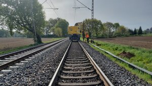 Auf der Suche nach Blindgängern in Mehrhoog, um mögliche nicht detonierte Bomben aufzuspüren und zu entfernen. 